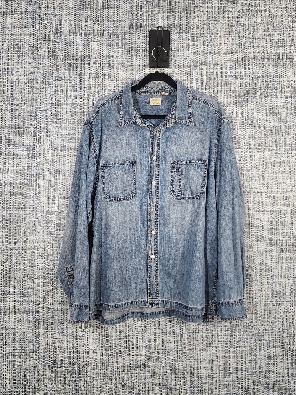 Levi's Red Tab Denim Button Up Shirt Mens XL Blue Long Sleeve 2 Pocket